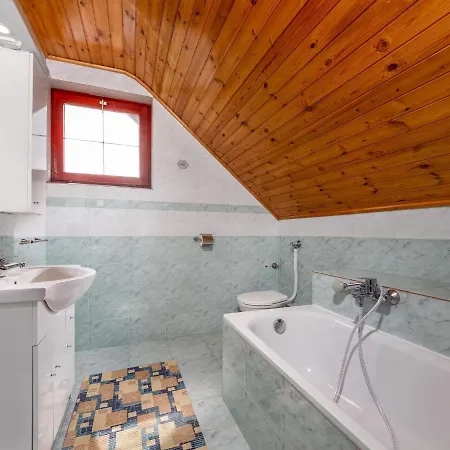 Vakantiehuis Yellow 1 By Interhome Balatonkeresztúr