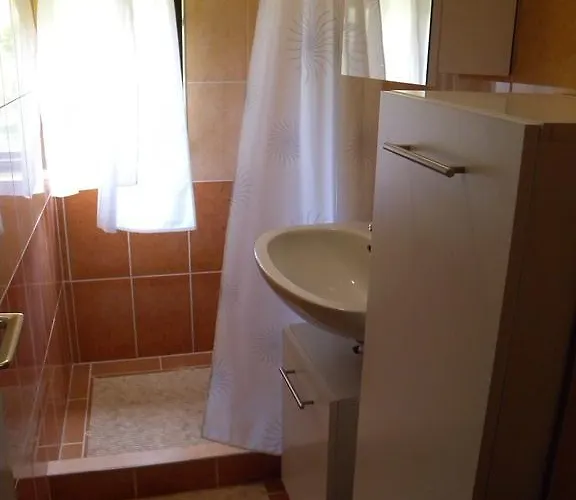 Semesterbostad Yellow 1 By Interhome *